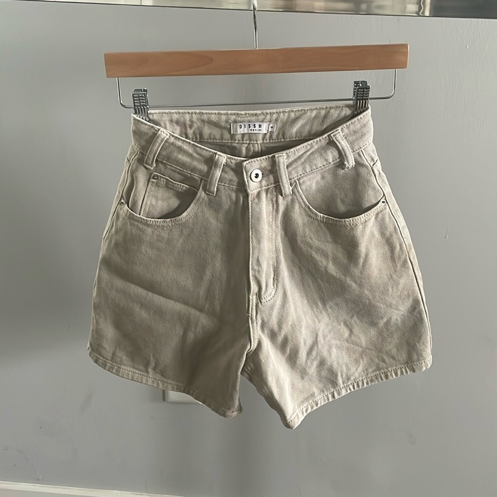 Diish Shorts (Size 6 AU)